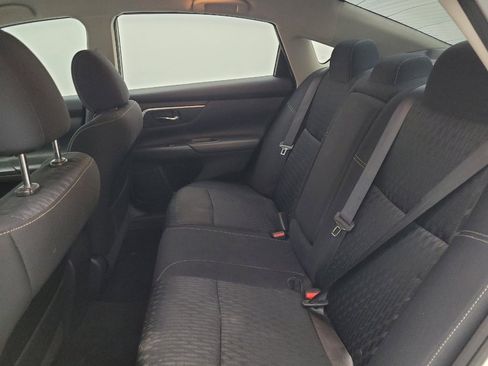 Used 2018 Nissan Altima 2.5 SV image 18