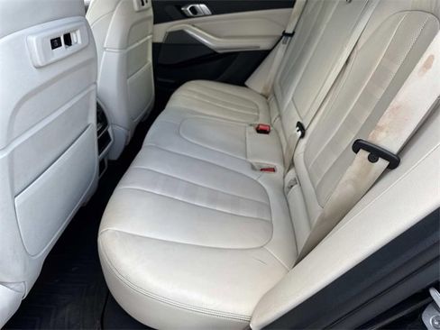 Used 2021 BMW X5 sDrive40i w/ M Sport Package image 16