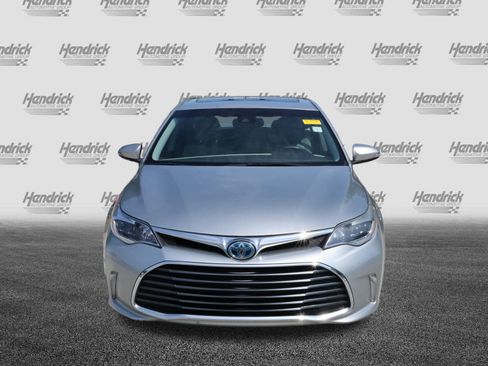 Used 2018 Toyota Avalon XLE Premium w/ All Weather Liner Package FWD image 3