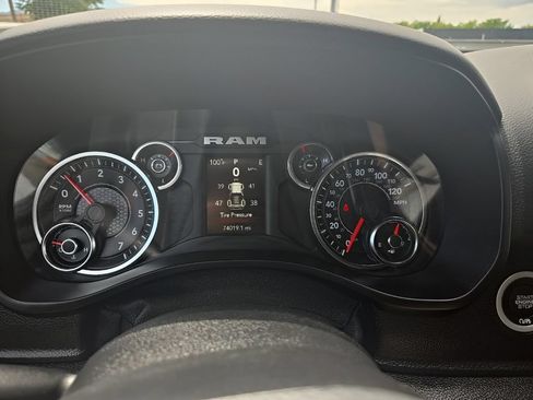 Used 2019 RAM 1500 Big Horn AWD/4WD image 16