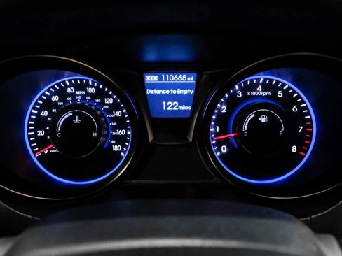 Used 2013 Hyundai Genesis 3.8 image 18