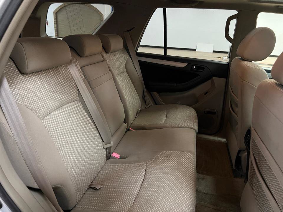 Used 2007 Toyota 4Runner SR5 AWD/4WD image 33
