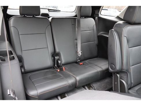 Used 2019 Chevrolet Traverse Premier w/ LPO, Blackout Package image 24