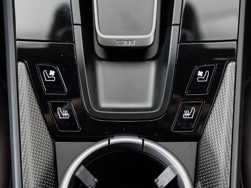 Used 2024 Porsche 911 Carrera GTS image 23