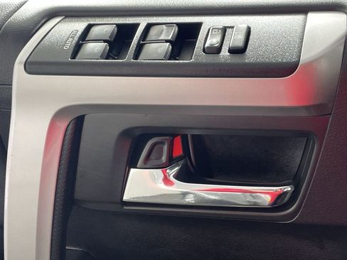 Used 2024 Toyota 4Runner SR5 image 17