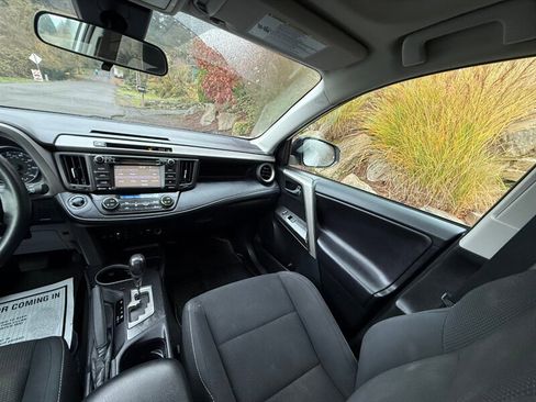 Used 2018 Toyota RAV4 Adventure image 19