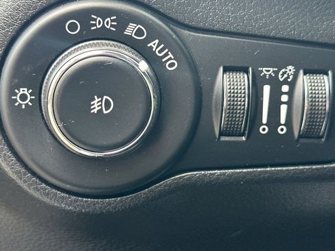 Used 2020 Jeep Compass Trailhawk image 29