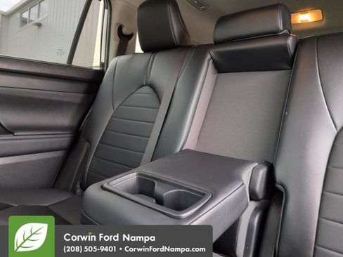 Used 2023 Toyota Highlander XLE AWD/4WD image 26