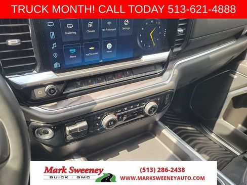 Used 2024 Chevrolet Silverado 2500 LTZ w/ LTZ Convenience Package AWD/4WD image 25