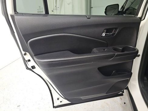 Used 2019 Honda Pilot Elite image 26