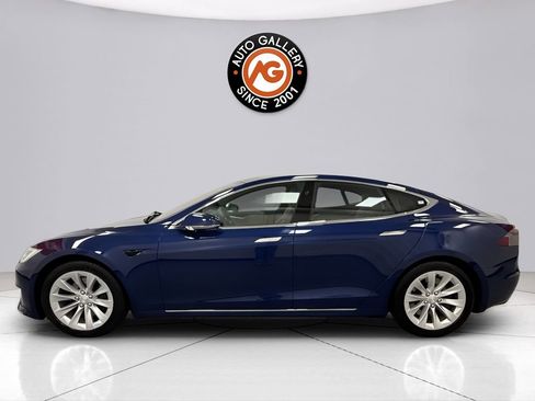 Used 2017 Tesla Model S 75D AWD/4WD image 4