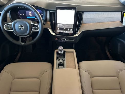 New 2026 Volvo XC90 T8 Plus w/ Protection Package Premier image 12