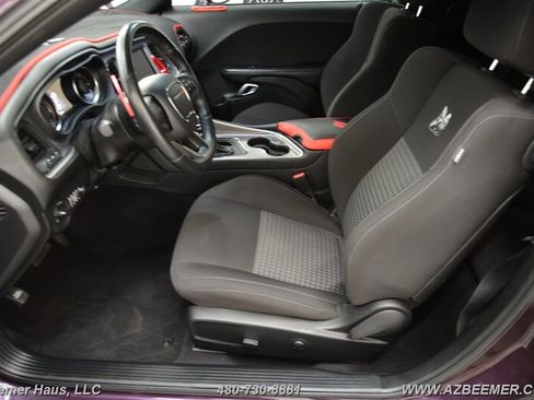 Used 2022 Dodge Challenger R/T Scat Pack RWD image 13