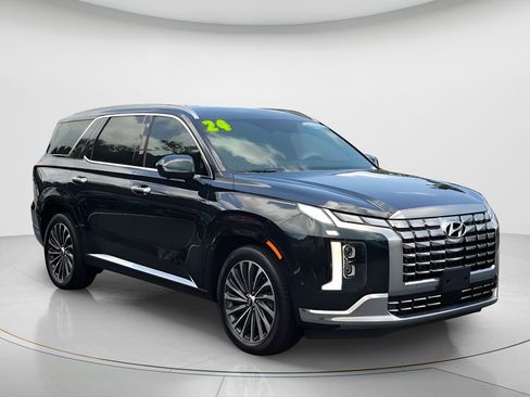 Used 2024 Hyundai Palisade Calligraphy FWD image 7