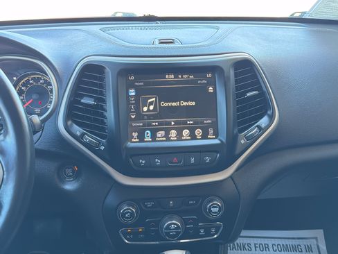 Used 2014 Jeep Cherokee Limited w/ Technology Group AWD/4WD image 21