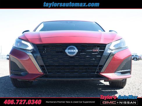 Used 2023 Nissan Altima 2.5 SR w/ SR Premium Package AWD/4WD image 42
