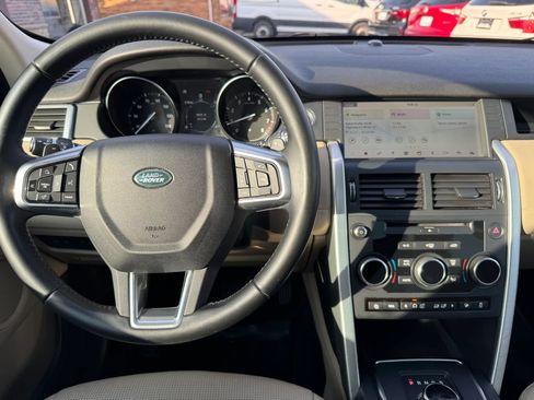 Used 2018 Land Rover Discovery Sport HSE AWD/4WD image 60