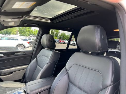 Used 2018 Mercedes-Benz GLE 350 4MATIC image 4