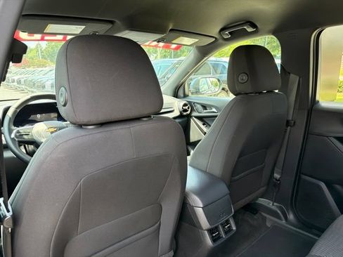 Used 2025 Chevrolet Equinox LT AWD/4WD image 29