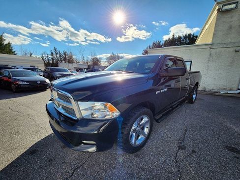 Used 2009 Dodge Ram 1500 Truck Sport image 3
