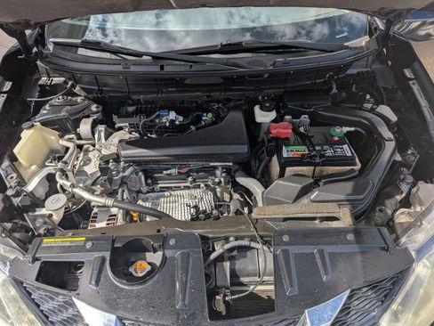 Used 2014 Nissan Rogue S image 25