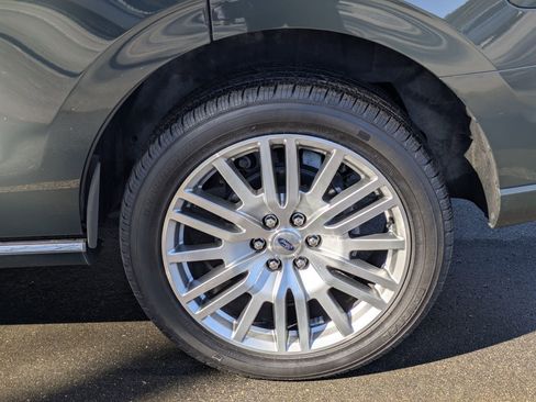 Used 2022 Ford Expedition Platinum image 8