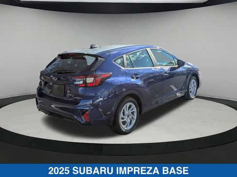 Certified 2025 Subaru Impreza 2.0i image 4