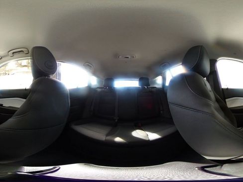 Used 2025 Chevrolet Trax LT image 40