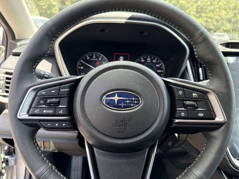 New 2025 Subaru Outback Limited image 27