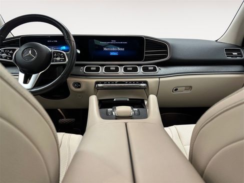 Used 2021 Mercedes-Benz GLE 450 4MATIC image 11