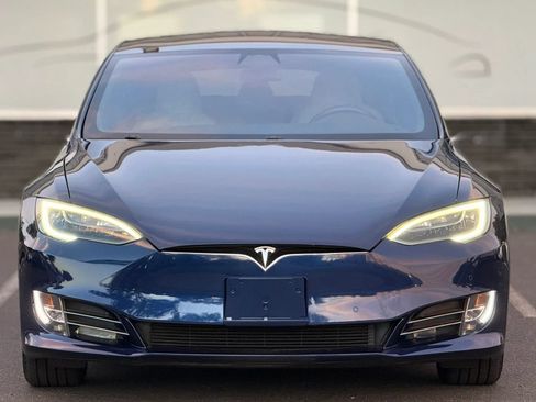 Used 2016 Tesla Model S 75 RWD image 2