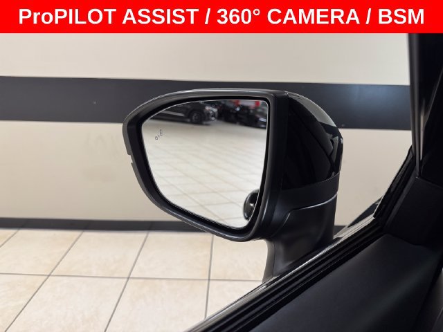 Used 2025 Nissan Pathfinder SL w/ Cargo Package FWD image 17