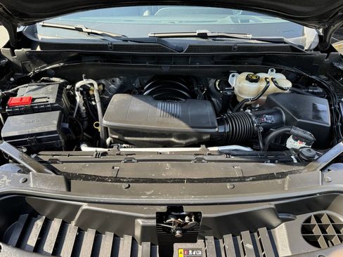 Used 2022 Cadillac Escalade Luxury image 4