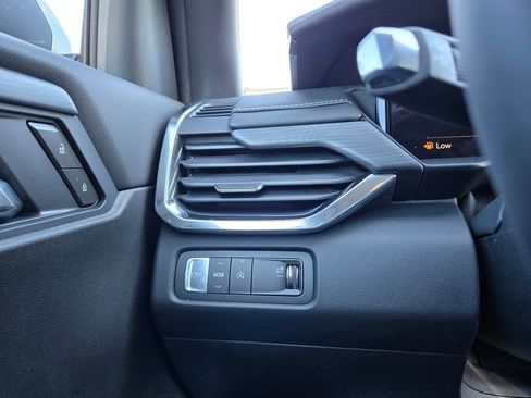 New 2026 GMC Acadia Elevation w/ Elevation Premium Package image 15