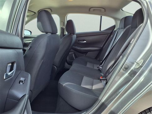 Used 2023 Nissan Sentra SV image 10