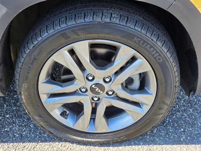 Used 2023 Kia Seltos S w/ Navigation Package AWD/4WD image 10