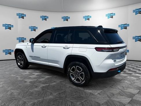 Used 2022 Jeep Grand Cherokee Trailhawk AWD/4WD image 4