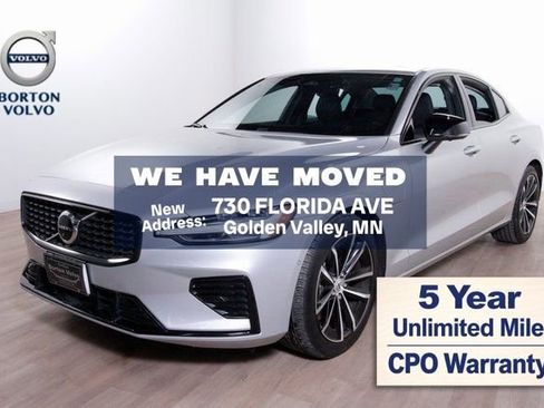 Certified 2023 Volvo S60 T8 Plus image 1