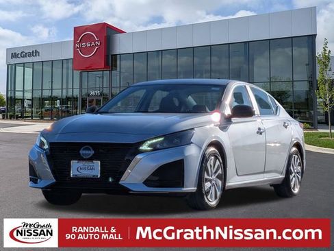 Certified 2025 Nissan Altima 2.5 S image 1