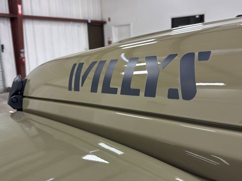 Used 2025 Jeep Gladiator Willys image 3