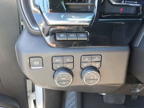 Certified 2024 Chevrolet Silverado 3500 High Country w/ High Country Premium Package AWD/4WD image 40