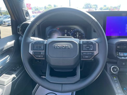 Used 2026 Toyota Land Cruiser w/ Premium Package AWD/4WD image 25