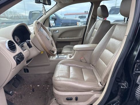 Used 2006 Ford Freestyle Limited image 6