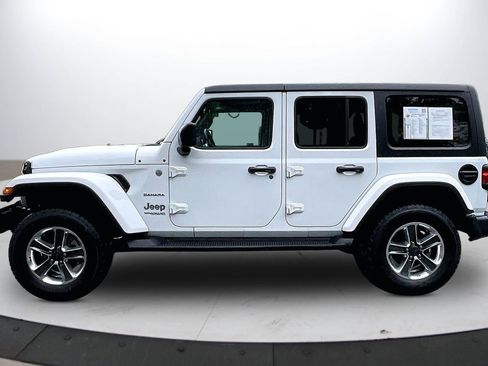 Certified 2022 Jeep Wrangler Unlimited Sahara w/ Cold Weather Group AWD/4WD image 6