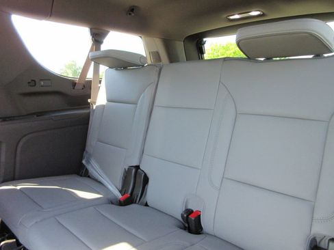 New 2026 GMC Yukon XL Elevation w/ Elevation Premium Package AWD/4WD image 13