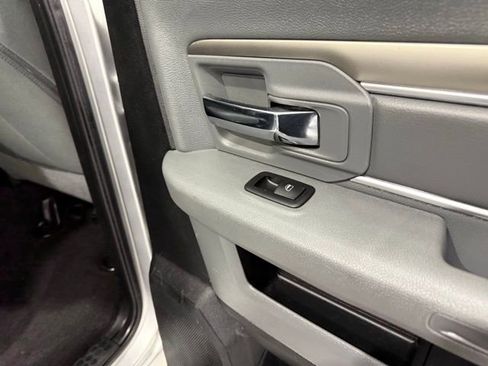 Used 2015 RAM 2500 Big Horn image 28