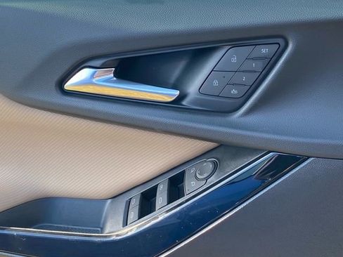 New 2025 Chevrolet Equinox ACTIV w/ Safety and Technology Package image 13