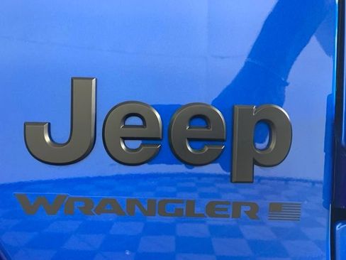 Used 2024 Jeep Wrangler Sport AWD/4WD image 37