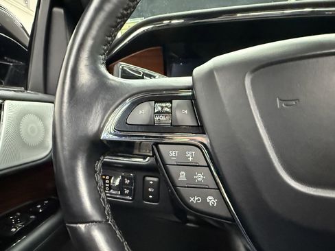 Used 2022 Lincoln Navigator Reserve w/ Equipment Group 201A image 17