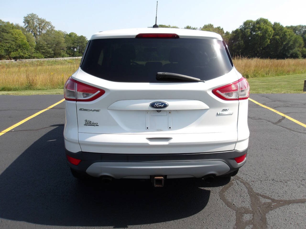 Used 2015 Ford Escape SE FWD image 4
